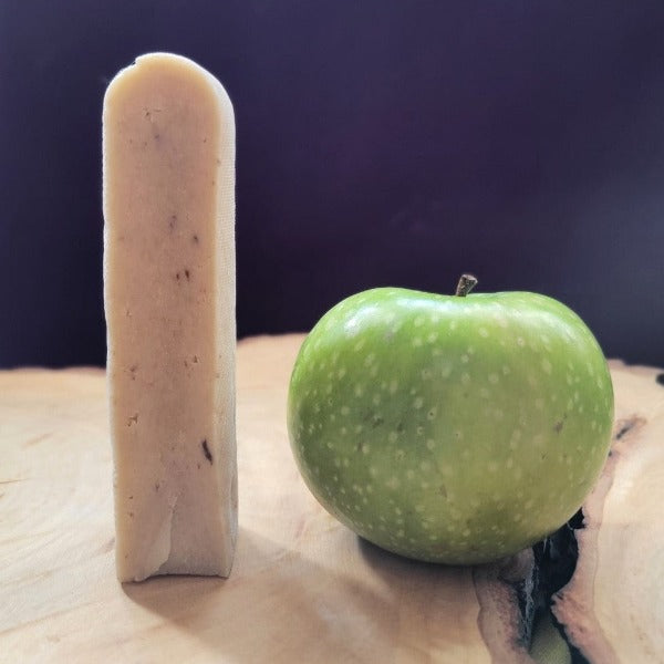 APPLE HIMALAYAN CHEESE CHEW